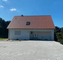 Charmante 3-Zimmer Wohnung - 850,00 EUR Kaltmiete, ca.  94,00 m² in Haßfurt (PLZ: 97437)