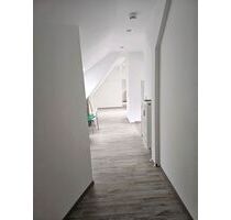 2 Zimmer Wohnung Dachgeschoss - 600,00 EUR Kaltmiete, ca.  44,00 m² in Dortmund (PLZ: 44369) Huckarde