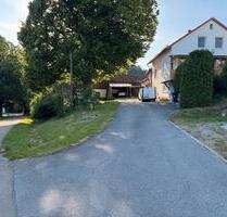 Haus mit großem Grundstück - 450.000,00 EUR Kaufpreis, ca.  140,00 m² in Michelsneukirchen (PLZ: 93185)