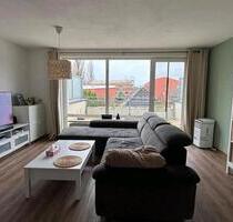 Helle Wohnung mit Südbalkon, Tiefgaragenstellplatz und Keller - Hannover Herrenhausen-Stöcken