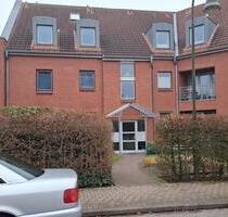 3 12-Zimmer 85,5qm Maisonette-Wohnung ruhigzentral Ahrensburg
