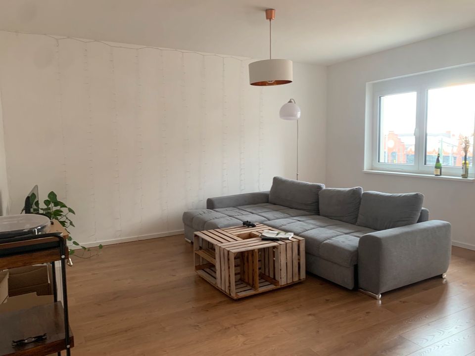 4 Zimmer-Wohnung in Köpenick - 2.150,00 EUR Kaltmiete, ca.  125,00 m² in Berlin (PLZ: 12557) Treptow-Köpenick