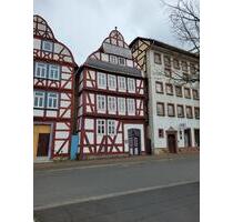 RUSTIKAL UND GEMÜTLICH!!! Tolle 2- Zimmerdachgeschosswohnung mit Einbauküche - Bad Hersfeld