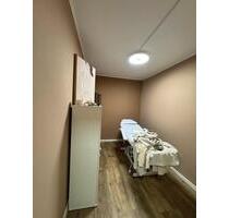 Raum zu vermiete - 450,00 EUR Kaltmiete, in Nürnberg (PLZ: 90473) Altenfurt