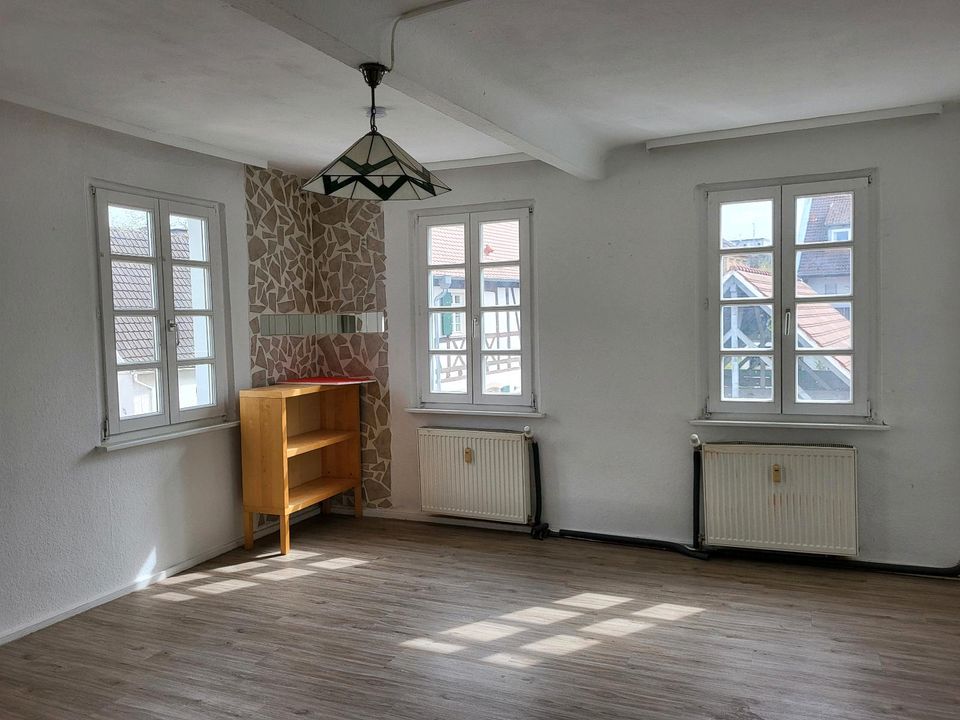 5 Zimmer Wohnung mit Einbauküche in Bellheim