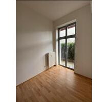 Kleine charmante 2 Zimmer Whg mit Terrasse - Schwerin