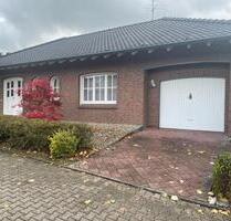 Charmanter Walmdachbungalow mit Garten in Uedem zu vermieten