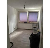 3 Zimmer Küche Diele Bad - 650,00 EUR Kaltmiete, ca.  73,00 m² in Wuppertal (PLZ: 42277) Gemarkung Langerfeld