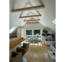 Dachgeschosswohnung - 650,00 EUR Kaltmiete, ca.  60,00 m² in Viernheim (PLZ: 68519)