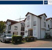 Kleine Büroeinheit im Dachgeschoss in zentraler Lage zu vermieten - Eltville-Martinsthal - Eltville am Rhein