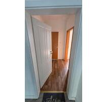 2 Zimmer, Küche, Bad|63m² In 37699 Fürstenberg
