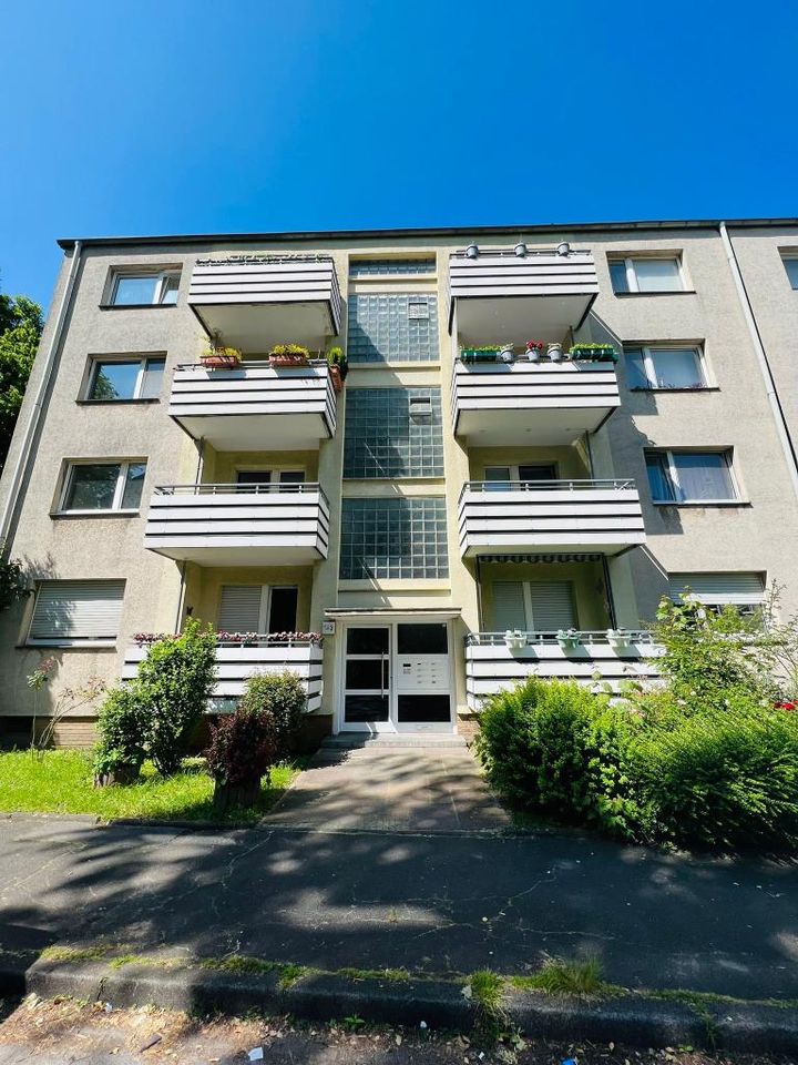 helle 3 Zimmer Wohnung mit sonnigen Balkon- ab sofort frei - Gelsenkirchen Gelsenkirchen-Mitte