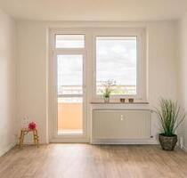 NEU saniert - 3-Zimmer-Wohnung - Balkon - Aufzug - Chemnitz Adelsberg