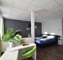 1-Zimmer-Penthouse Apartment für 2 Personen, voll ausgestattet, Niederrad - Frankfurt am Main