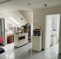Moderne, helle 2-Zimmer-DG-Wohnung - Darmstadt Arheilgen