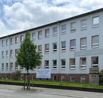 12 Zimmer in einer Büroetage im 1. Obergeschoss mit Personenaufzug, barrierefrei erreichbar, zu vermieten! - Zwickau Zwickau-Nord