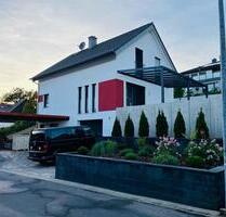 Neuwertiges modernes freistehendes Einfamilienhaus mit Garage - Euerbach