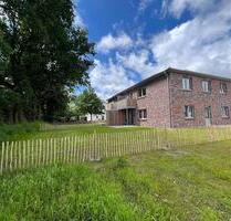 Schöne EG Wohnung mit Gartenanteil - Hattstedt