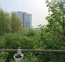 1 Zimmer in 3 WG Wohnung für Mädchen 23. 12- 16. 01 - Berlin Lichtenberg