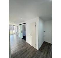 Attraktive 4Zi-Whg mit Balkon und Top Ausstattung - Ludwigsburg Eglosheim