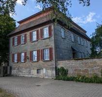 Denkmalgeschütztes Pfarrhaus im Erholungsort Altenstein - Maroldsweisach