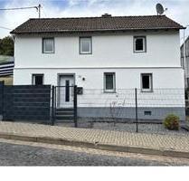 Hausverkauf mit Scheune - 295.000,00 EUR Kaufpreis, in Schalkenbach (PLZ: 53426)