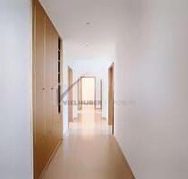 VILSBIBURG - Gemütliche 4-Zimmer-Wohnung mit Balkon in zentrumsnaher Lage!