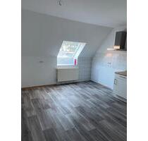 Wohnung im grünen - 1.200,00 EUR Kaltmiete, ca.  140,00 m² in Balge (PLZ: 31609)