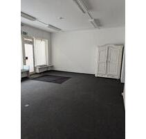 25348 Glückstadt Zentrum EG Lager Büro 73m² zu vermieten