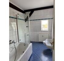 Helle, gemütliche, individuelle Dachgeschosswohnung mit Garten - Bernburg (Saale)