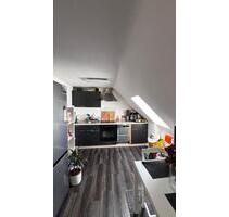 Moderne 2-Zimmer-Wohnung ab 01.09.2025, zentraler Lage von Heide