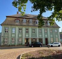 Attraktive 4 Raum Wohnung - 550,00 EUR Kaltmiete, ca.  120,00 m² in Bad Schmiedeberg (PLZ: 06905)