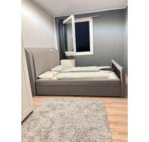 Zimmer Wohnung - 1.000,00&nbsp;EUR Kaltmiete, ca.&nbsp; 24,00&nbsp;m&sup2; in München (PLZ: 80809) Am Riesenfeld