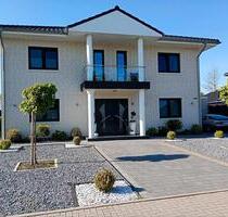 Exklusive Stadtvilla Großheide - 850.000,00 EUR Kaufpreis, ca.  240,00 m² in Großheide (PLZ: 26532)