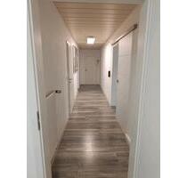 Einliegerwohnung neu renoviert - 940,00 EUR Kaltmiete, ca.  85,00 m² in Mitterfels (PLZ: 94360)