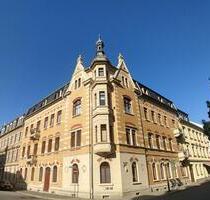 Hochparterre mit Fußbodenheizung und Terrasse: renovierte 3-Zi.-Altbauwohnung - Pirna