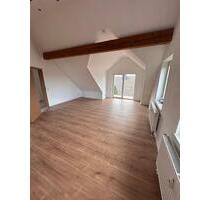 2-Zimmer-Dachgeschosswohnung mit Balkon - Detmold Hakedahl