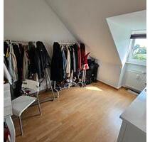 Helle 3-Raum-DG-Wohnung in Essen-Borbeck
