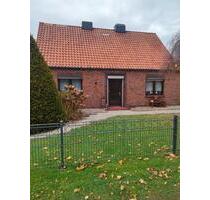 Haus mit Garage zu verkaufen - 197.500,00 EUR Kaufpreis, ca.  120,00 m² in Südbrookmerland (PLZ: 26624)