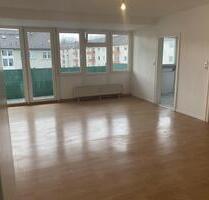 Helle 2-Zimmer-Wohnung mit ca. 65 m², überdachtem Balkon und Einbauküche in ruhiger Lage von Erkrath