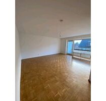 Vermiete Wohnung - 800,00 EUR Kaltmiete, ca.  70,00 m² in Mülheim an der Ruhr (PLZ: 45470) Menden-Holthausen