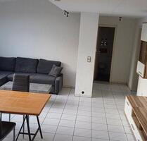 4-Zimmer-DG-Wohnung - 1.650,00 EUR Kaltmiete, ca.  114,00 m² in Stuttgart (PLZ: 70435) Zuffenhausen