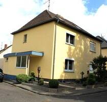 Einfamilien-Doppelhaushälfte in Freizeitparknähe in Rheinbach