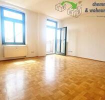 Gepflegte 1-Raum-Wohnung in beliebter Lage mit zwei Balkonen, Einbauküche, Aufzug & Abstellraum - Chemnitz Altendorf
