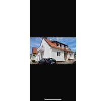 Saniertes Einfamilienhaus mit Garage und Garten zu vermieten - Willebadessen