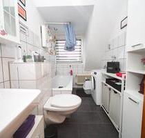 Schöne 3 Zimmer Dachgeschosswohnung mit Parkett in Frintrop - Essen Stadtbezirk IV