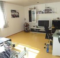 2 12 Zimmer Wohnung, renoviert, ruhiger Ortsrand, mit Garage - Leutkirch im Allgäu
