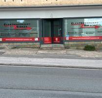 Modernes Ladenlokal in Toplage mit Schaufenster und Stellplätzen. - Wickede (Ruhr)
