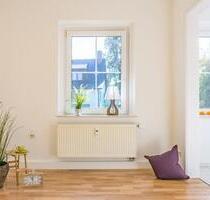 Ländlich gelegene 2-Raum-Wohnung mit Tageslichtbad - Chemnitz Grüna