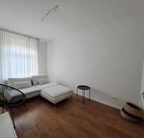 Charmante 2-Zimmer-Wohnung mit Balkon in Berlin-Charlottenburg –